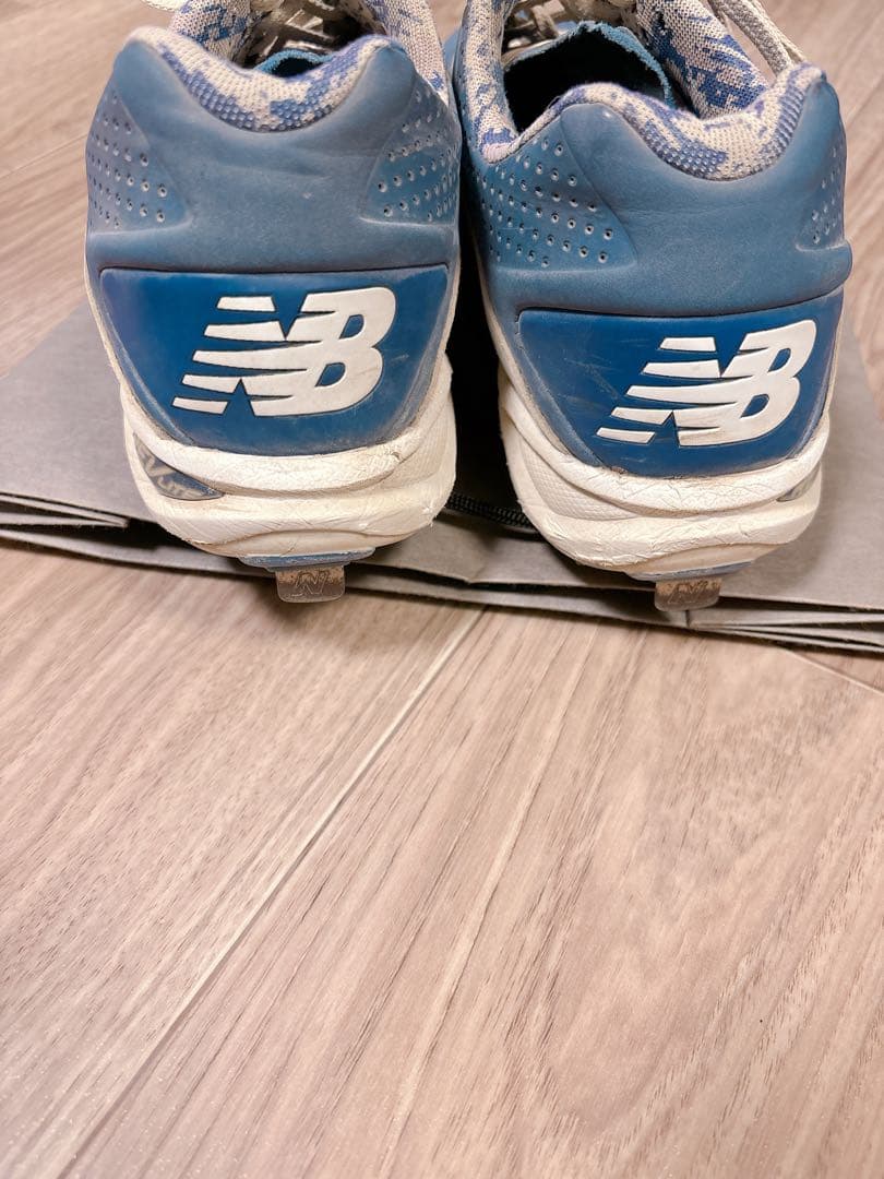 野球スパイク ニューバランス