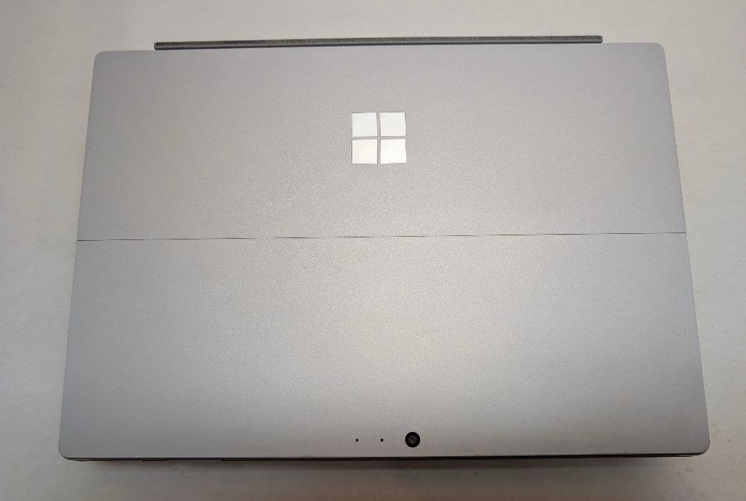 m3 Surface Pro6　Corei5第8世代　メモリ8GB/256GB