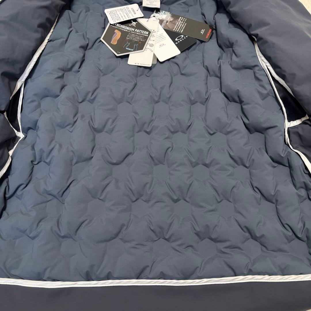 未使用品 オークリー ゴルフ 軽量 ストレッチ ダウンジャケット L