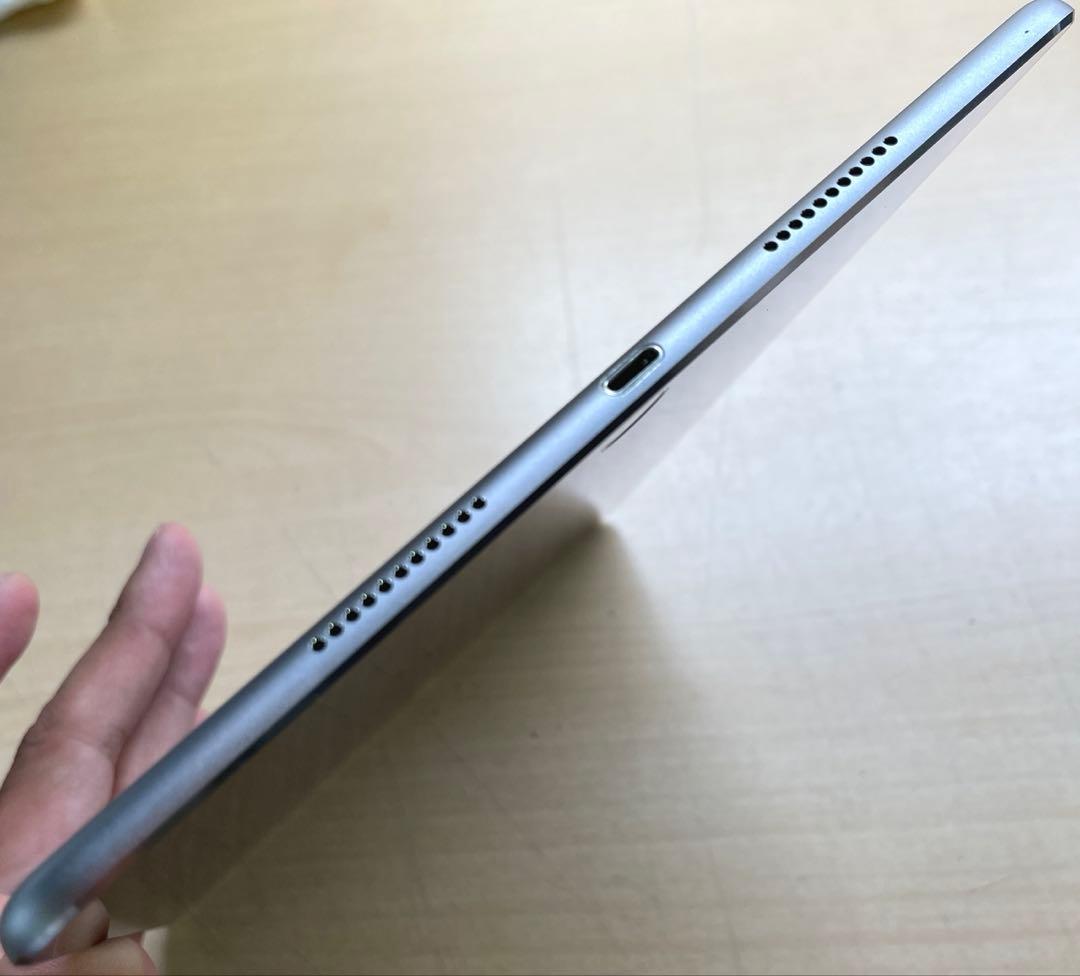 iPad Pro 10.5インチ　A1701 スペースグレイ64GB 美品　#2