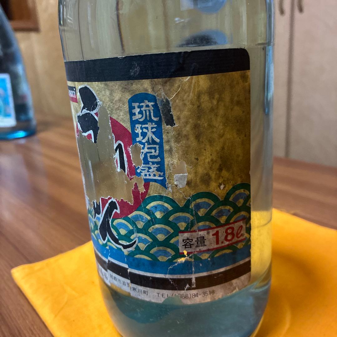 1．泡盛古酒ビンテージ　うりずん　1800ml 25度