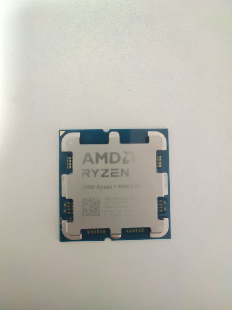 動作品 AMD Ryzen 7 9800X3D Socket AM5 CPU