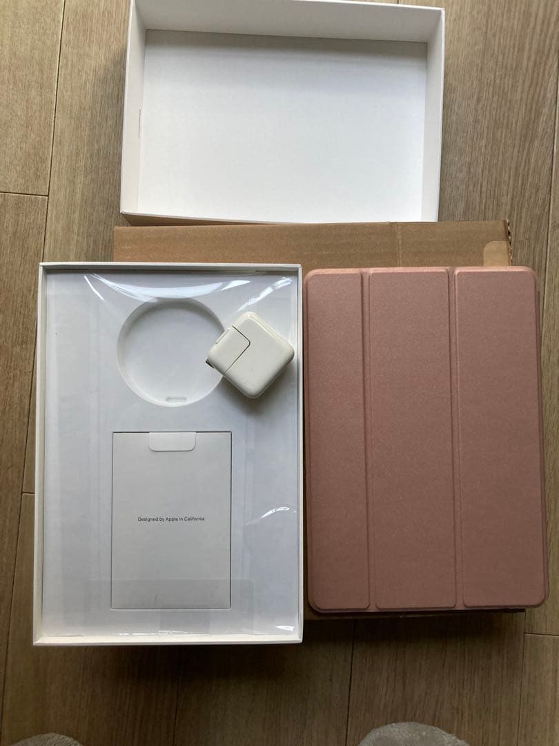 iPad ローズゴールド 本体　付属品