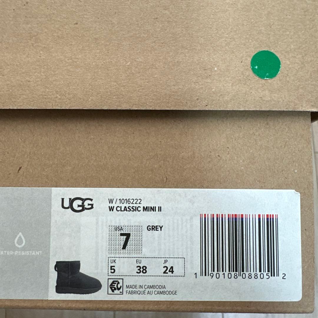 UGG アグ　クラシックミニII