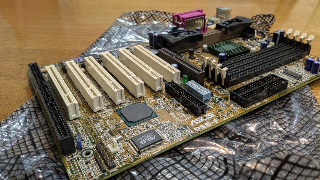 ASUS　P3B-F ＆ Intel Pentium II 450MHz