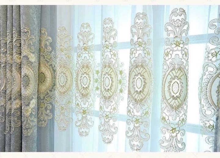 4)106番-刺繍入れ高級カーテン　ライトブルー