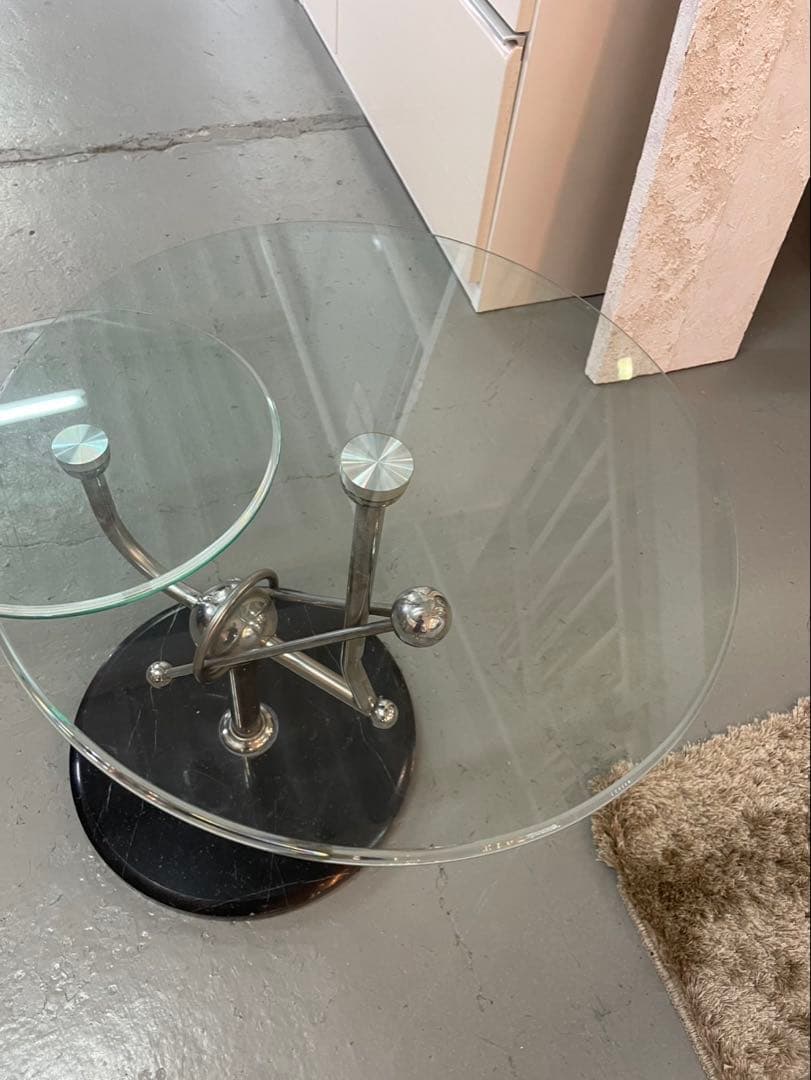 ガラス　コーヒーテーブル