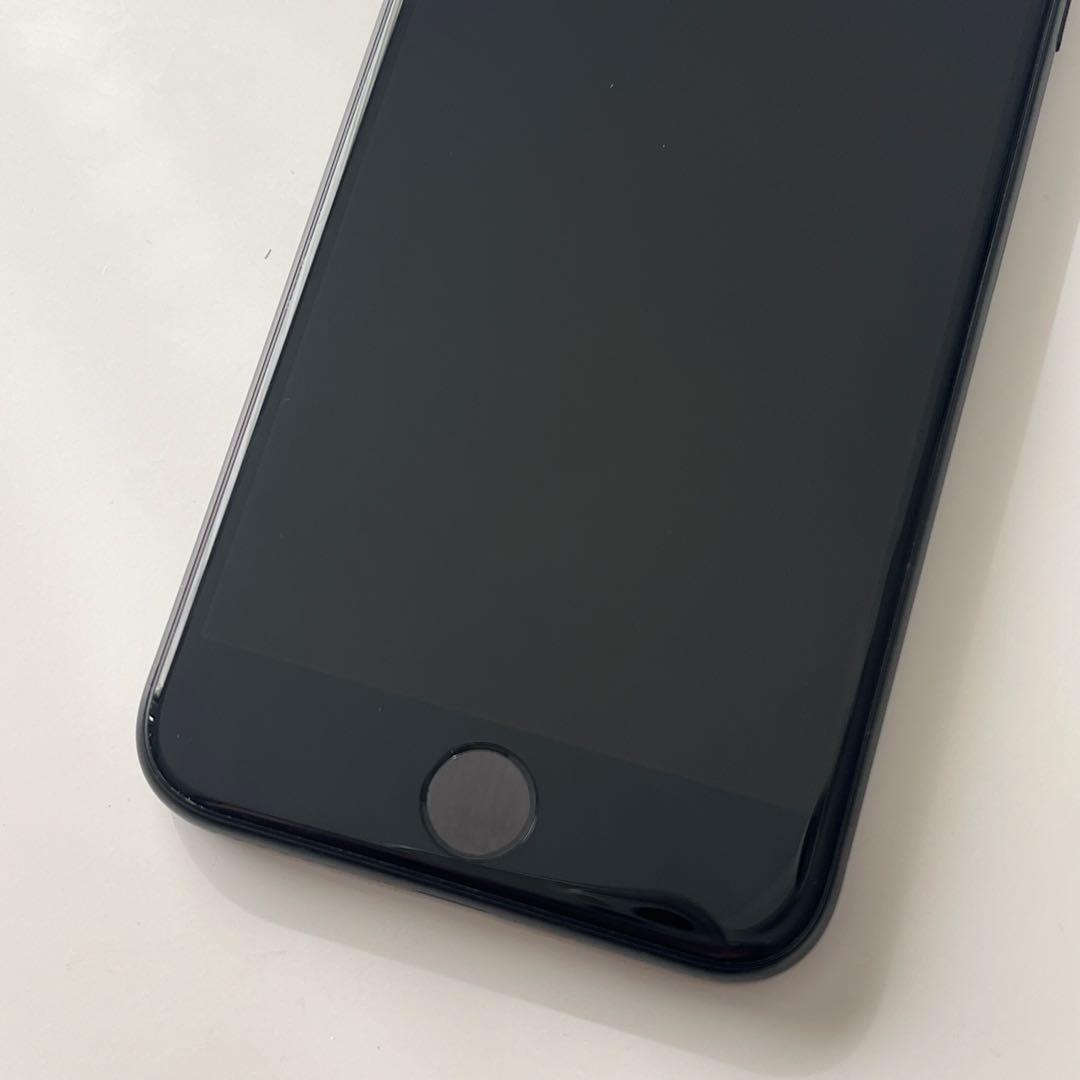 極美品　iPhone SE第2世代　64GB SIMフリー　　本体　ブラック