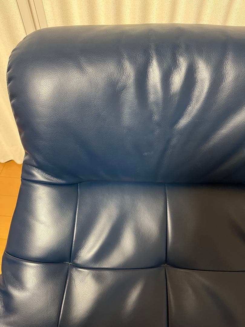 カリモク　リクライニングチェアー　合成皮革 ネイビー　1人用