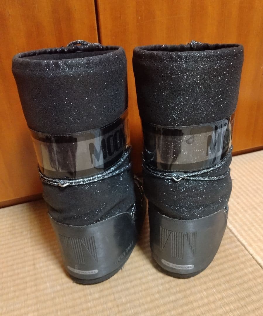 MOON BOOT ブラックラメブーツ　美品