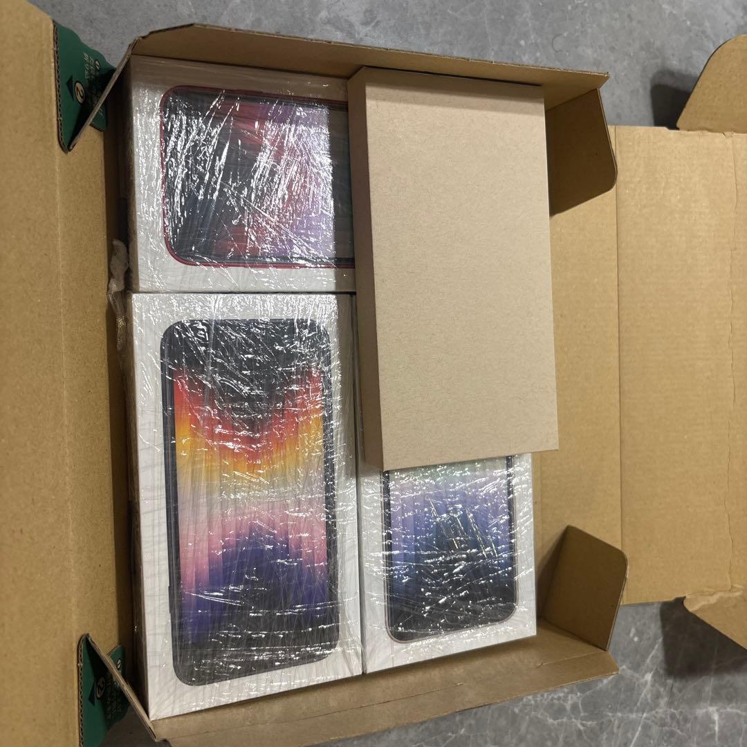 iPhoneSE 3 フルカラー3点セット