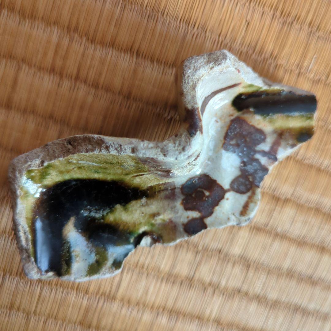 陶器 不規則な形 緑 黒 茶色　織部焼　織部　向附　陶片　骨董品　古美術