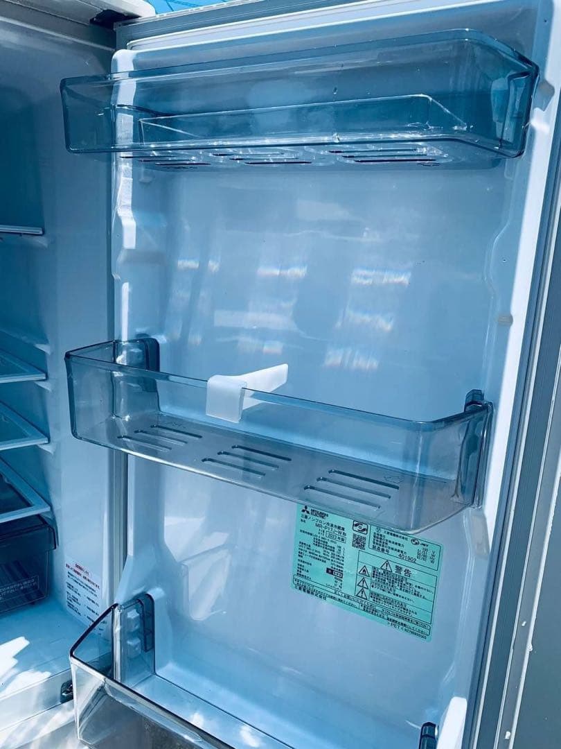 送料設置無料　SHARP ノンフロン冷凍冷蔵庫 SJ-D14C-S