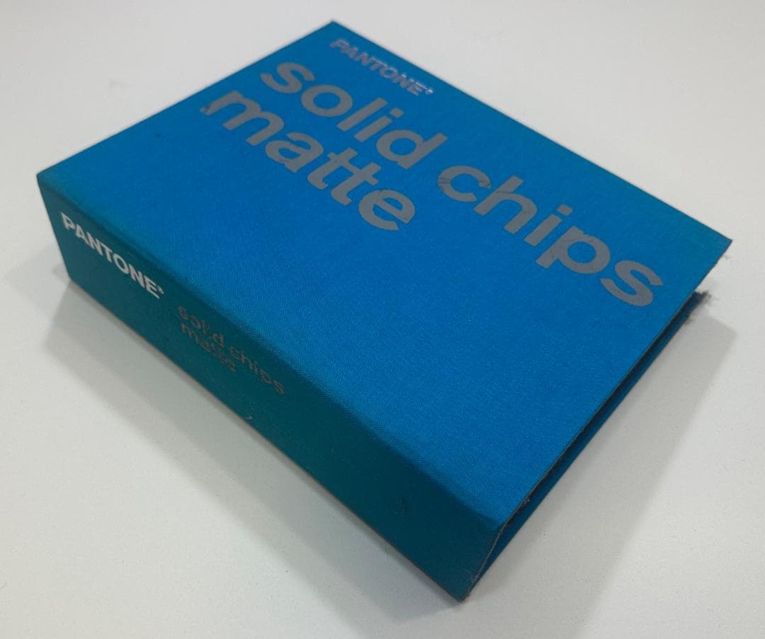 PANTONE色見本集3種セット（ソリッド／マット／アンコート）