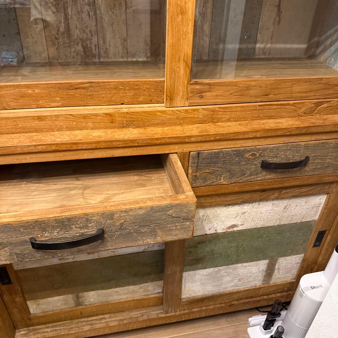 ヴィンテージ風木製食器棚