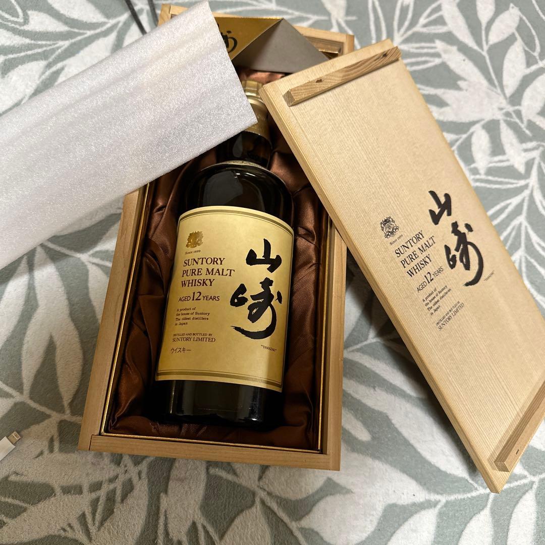 山崎 12年 ピュアモルトウイスキー 木箱入り