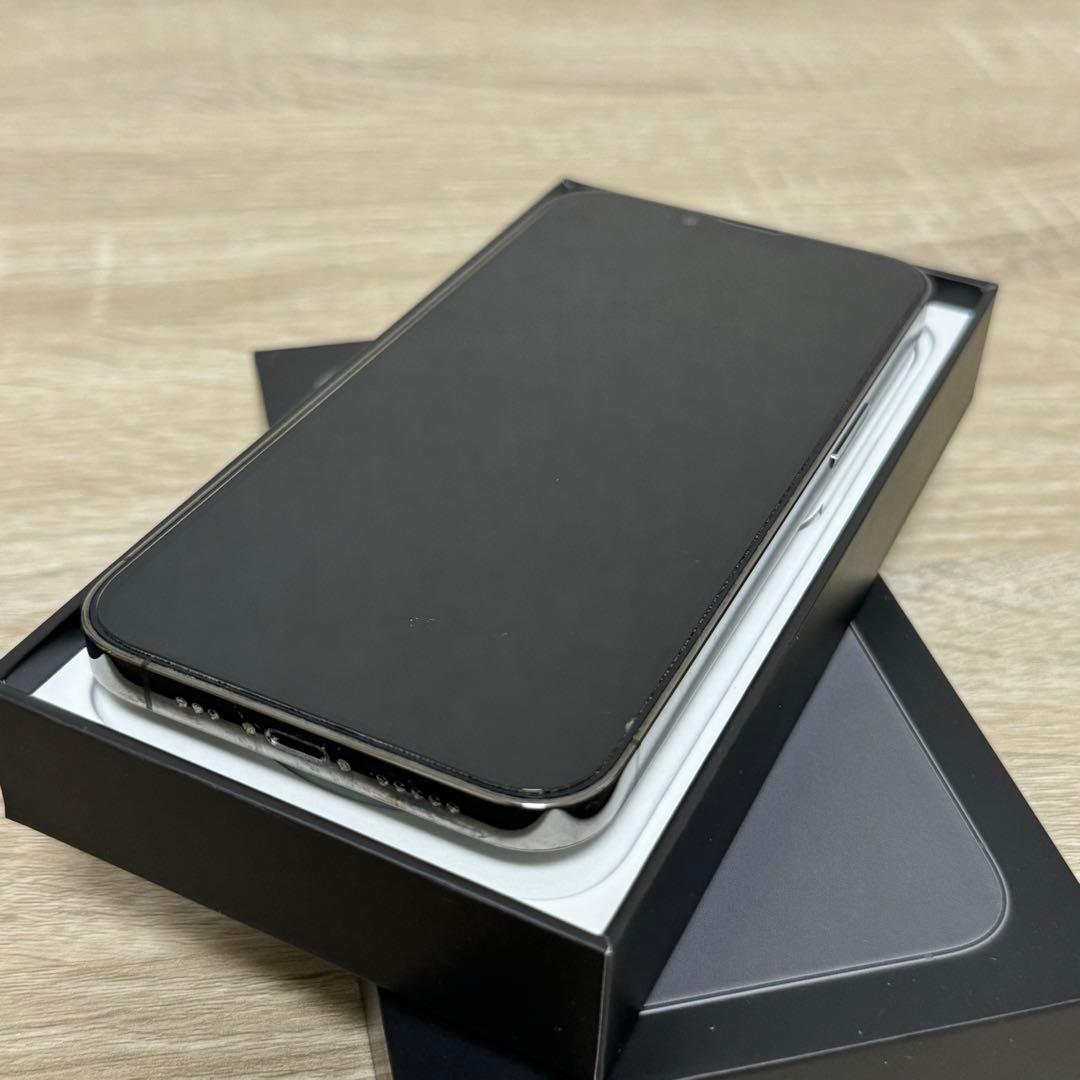 【美品】Apple iPhone 13 Pro スペースグレー 箱付き