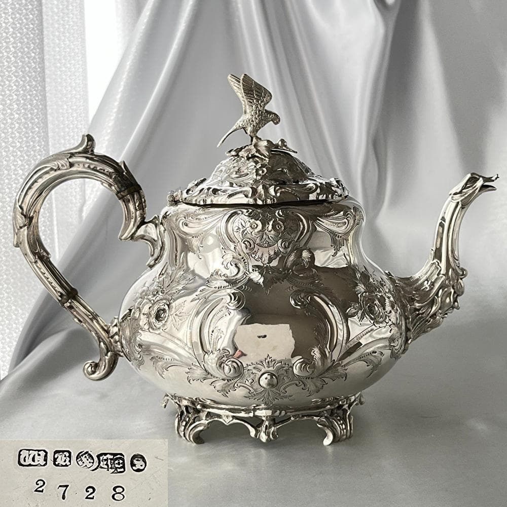 【英国 】 ファルコンとマスカロンのティーポット【シルバープレート】豪華！！