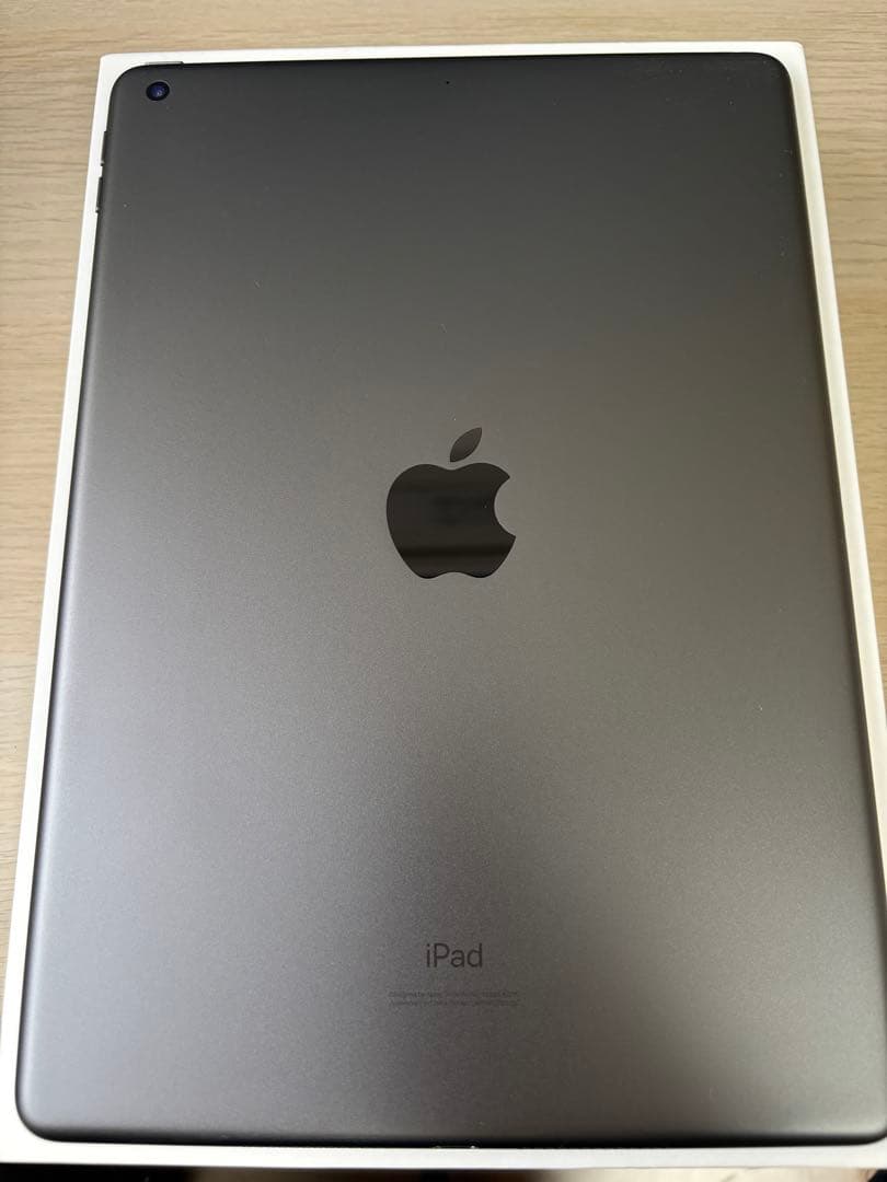 【美品】 Apple iPad 第8世代 32GB スペースグレー 付属品完備