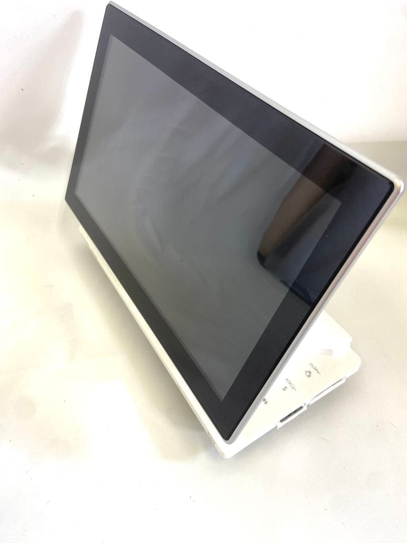 Panasonic DMP-HV200 ポータブルテレビ 10.1インチ