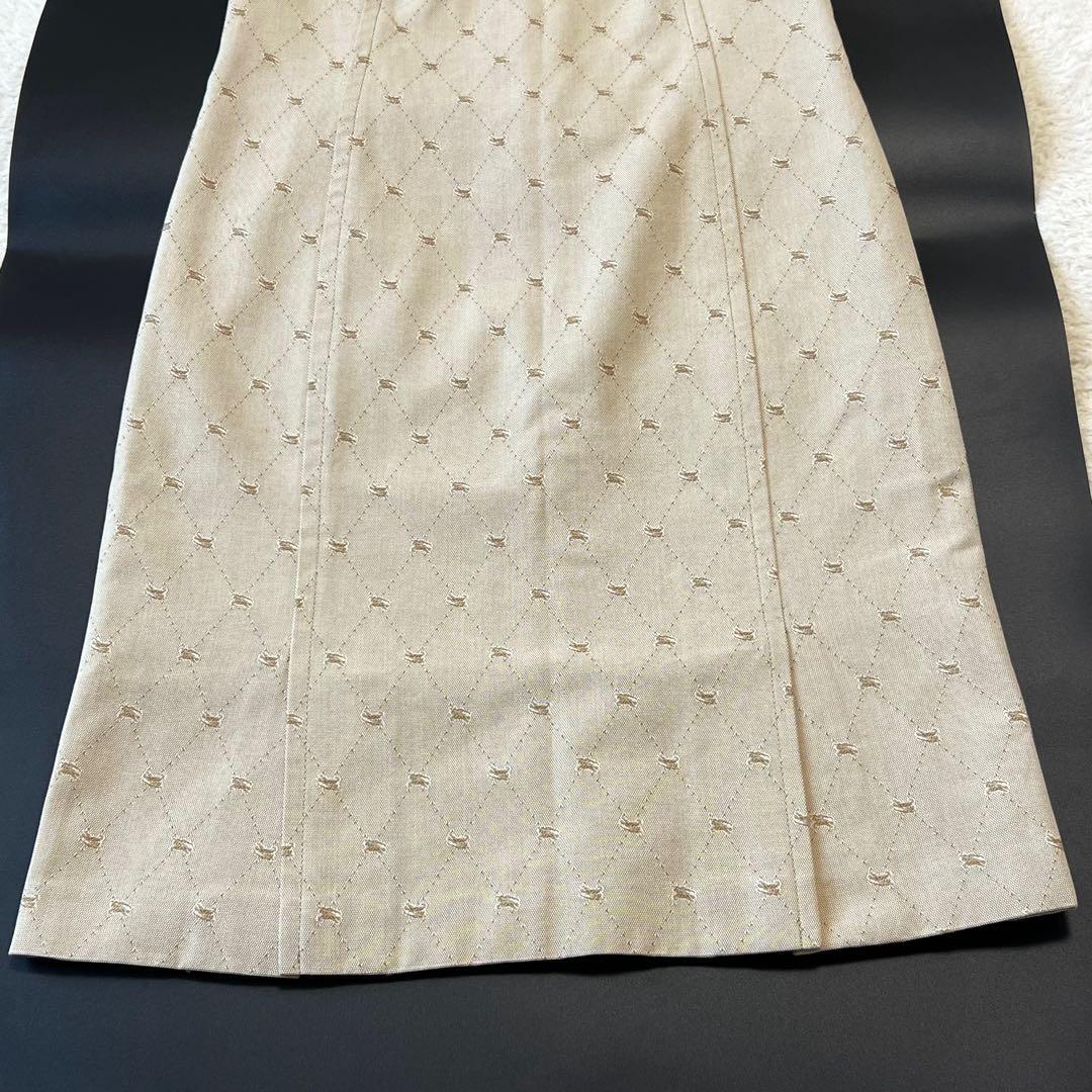 未使用級✨バーバリーブルーレーベル スカジャン 総柄 ホースロゴ刺繍 ベージュ