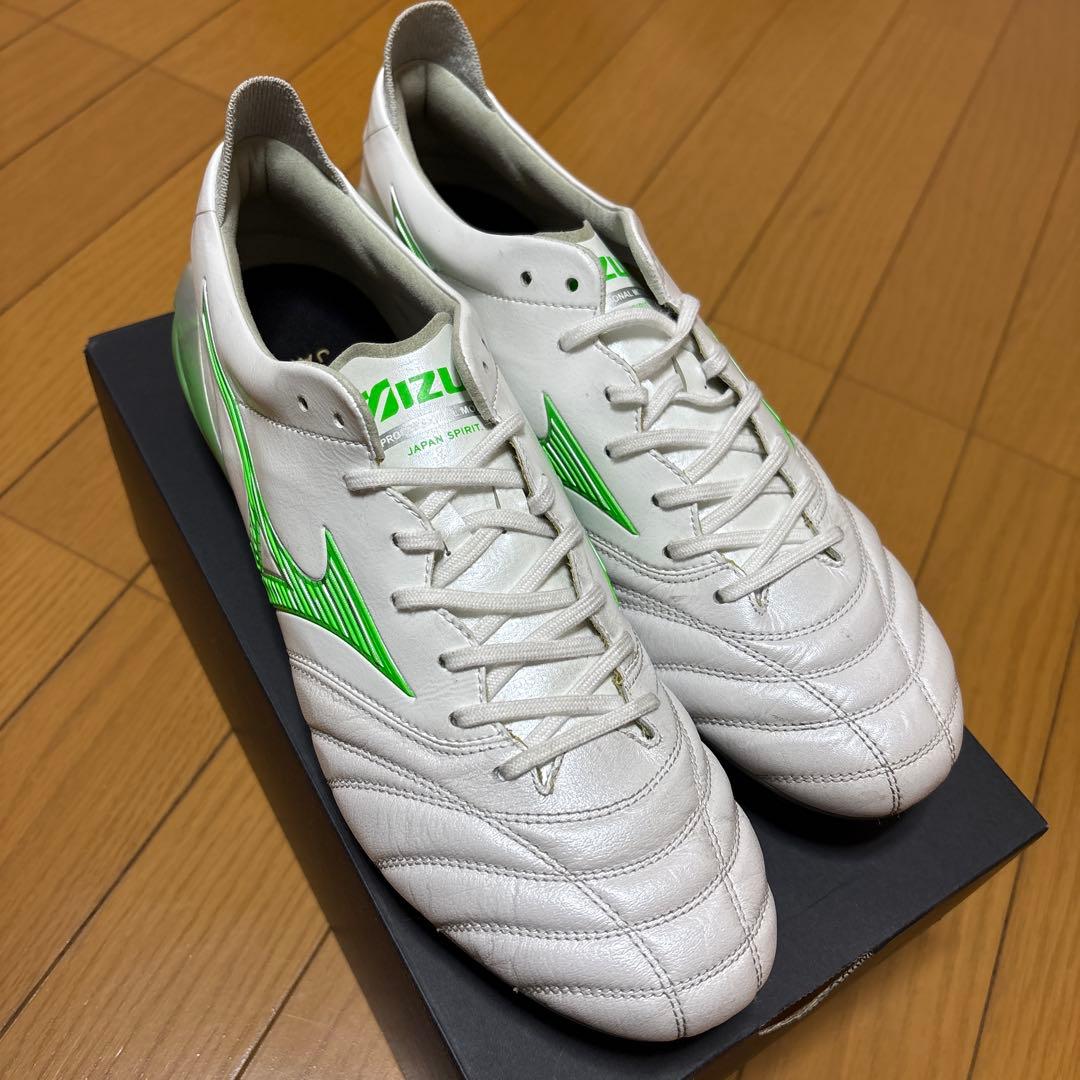 ミズノmizunoスパイクモレリアグリーン限定　ナイキアディダスアシックス