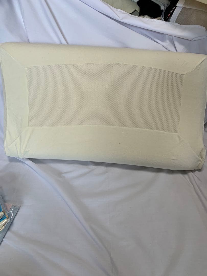 マニフレックス エアトスカーナ枕 新品ピローケース付き