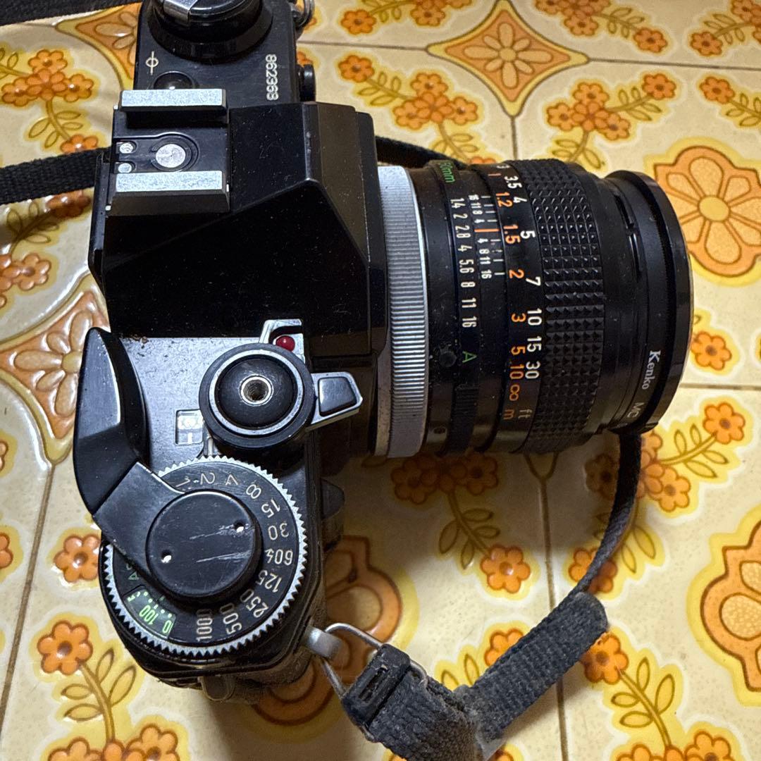 Canon AE-1 フィルムカメラ 50mmレンズ付き　昭和レトロ