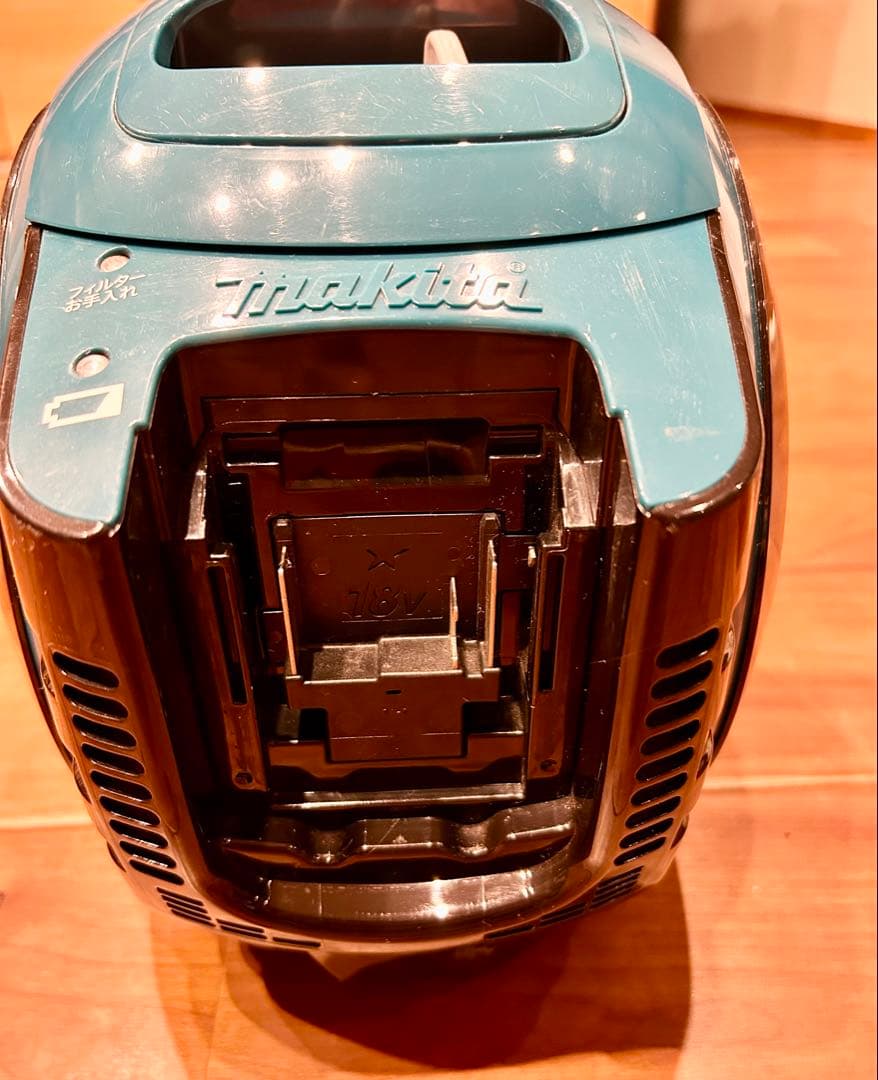 makita/マキタ CL500D 充電式サイクロンクリーナー掃除機【本体のみ】