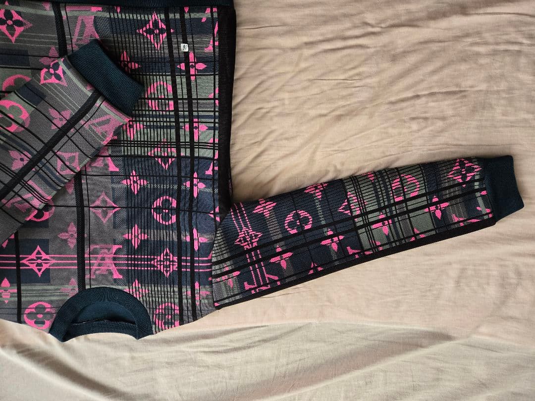 【鑑定済み】LOUIS VUITTON チェック柄トレーナー L