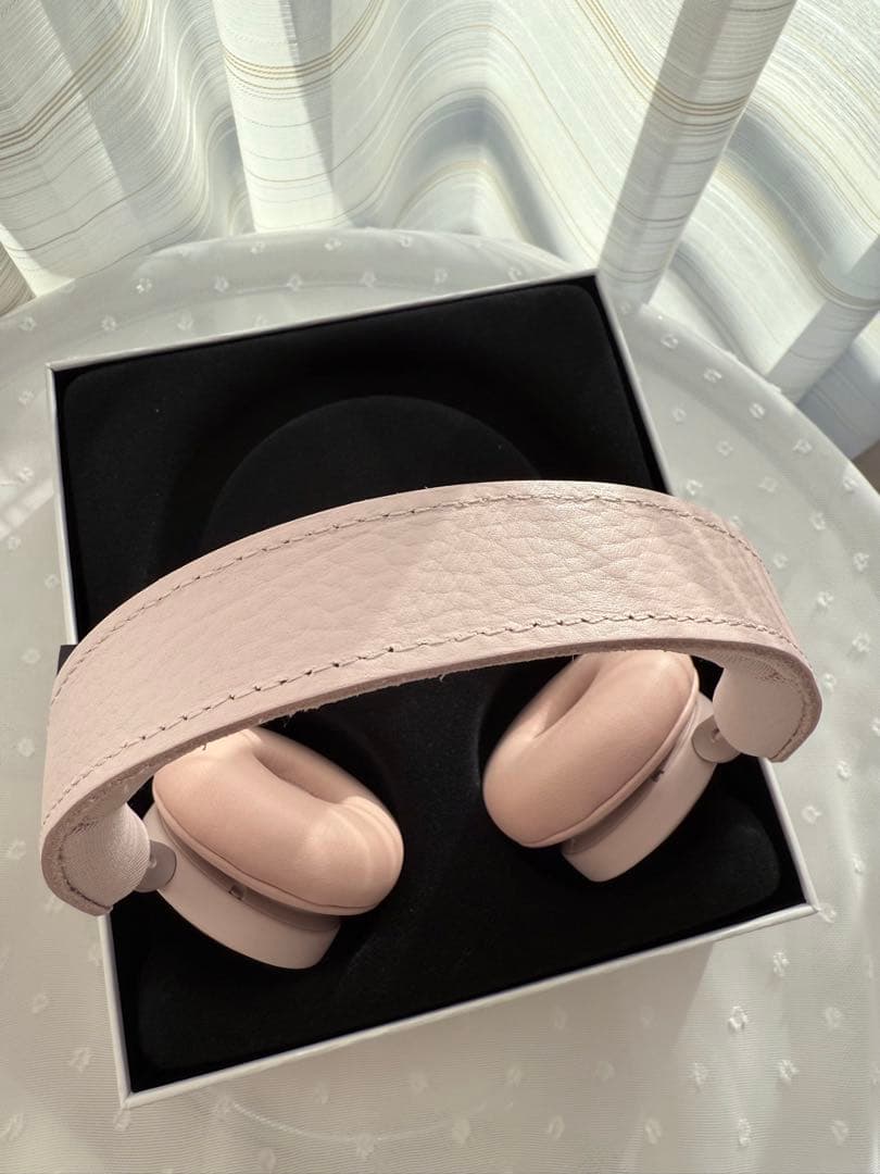 美品♡限定色　ピンク　Bang & Olufsen Beoplay H8i