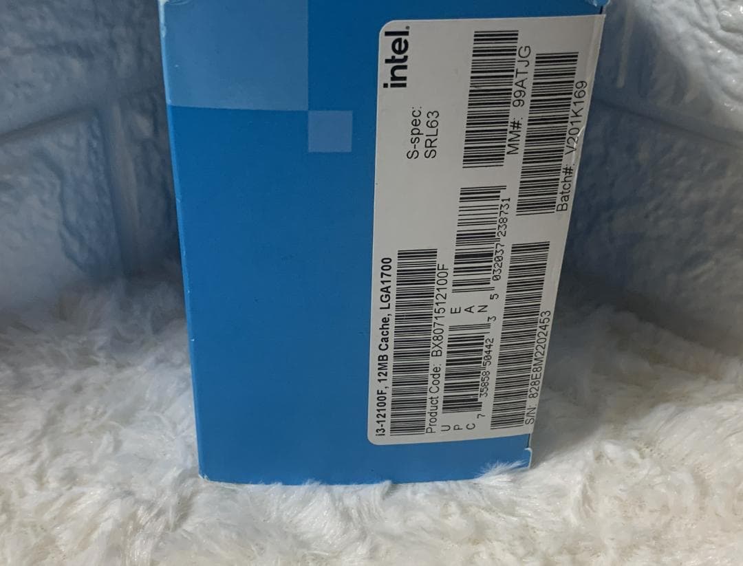 高性能 Intel Core i3-12100F 第12世代