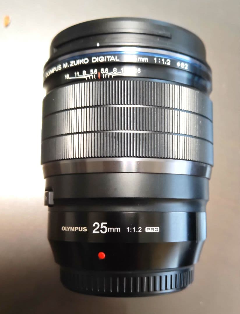 オリンパスED 25mm f1.2 PRO単焦点