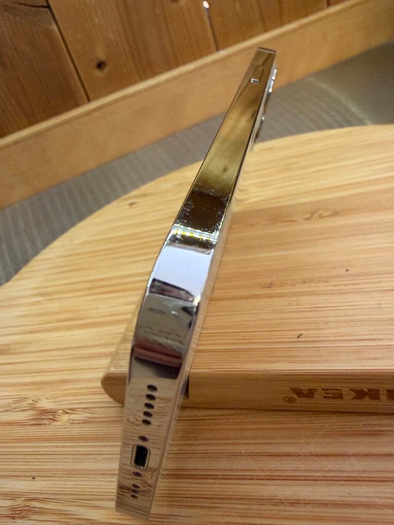 iphone 12 pro 256 ホワイト シルバー