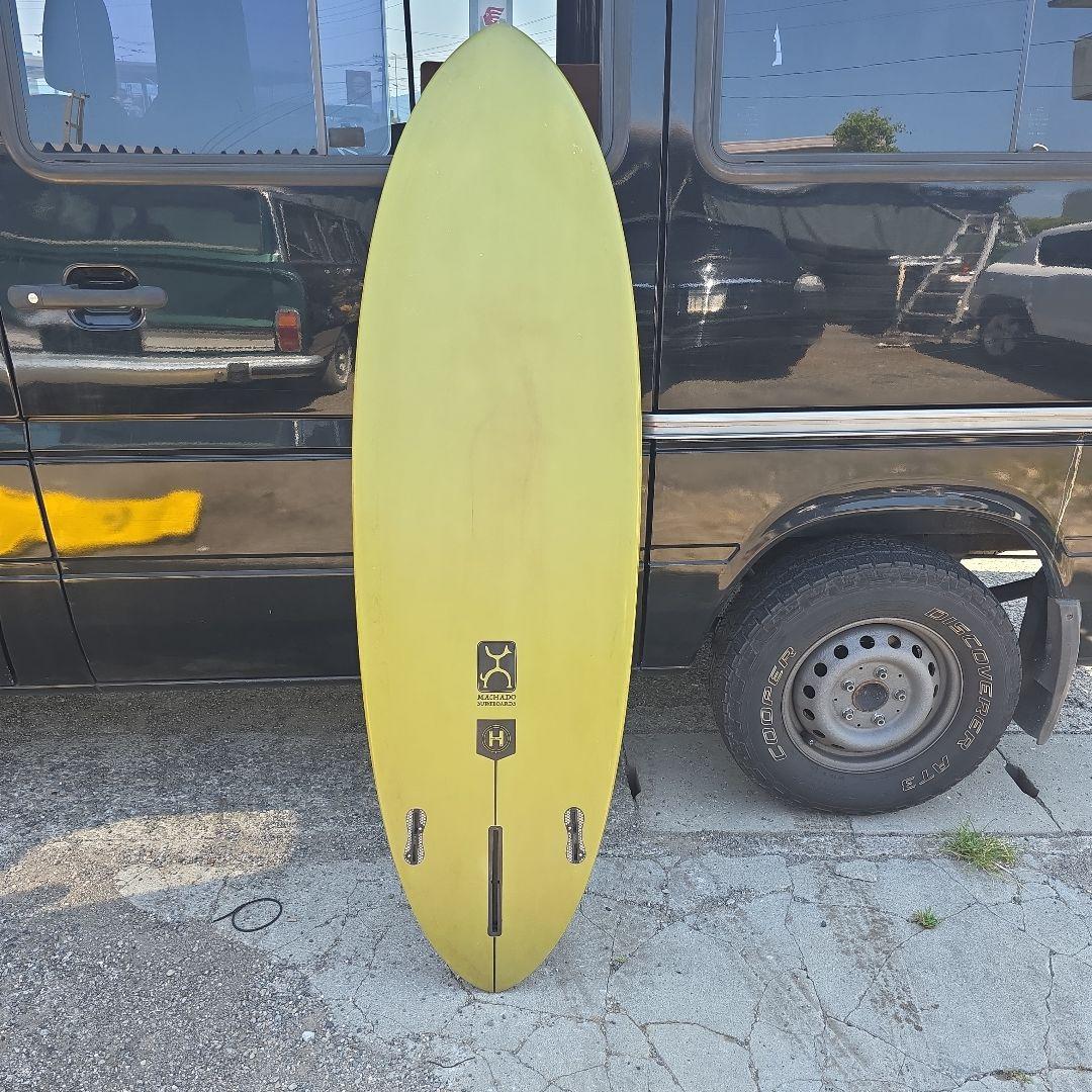 ファイヤーワイヤーSunday Machado サーフボード
