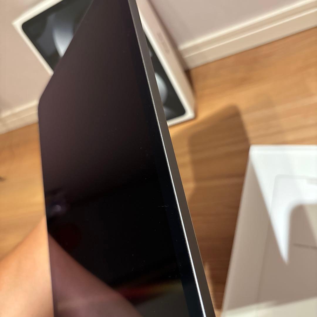 iPad Air (第5世代) 64GB Wifiモデル　スペースグレー