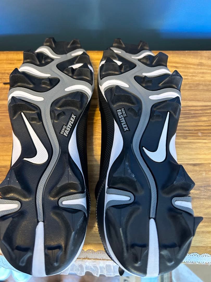 ナイキ 野球ポイントスパイク フォーストラウト9キーストーン ブラック 新品