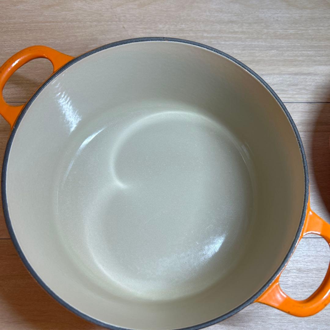ルクルーゼ　ココットロンド　22cm オレンジ　両手鍋　鍋