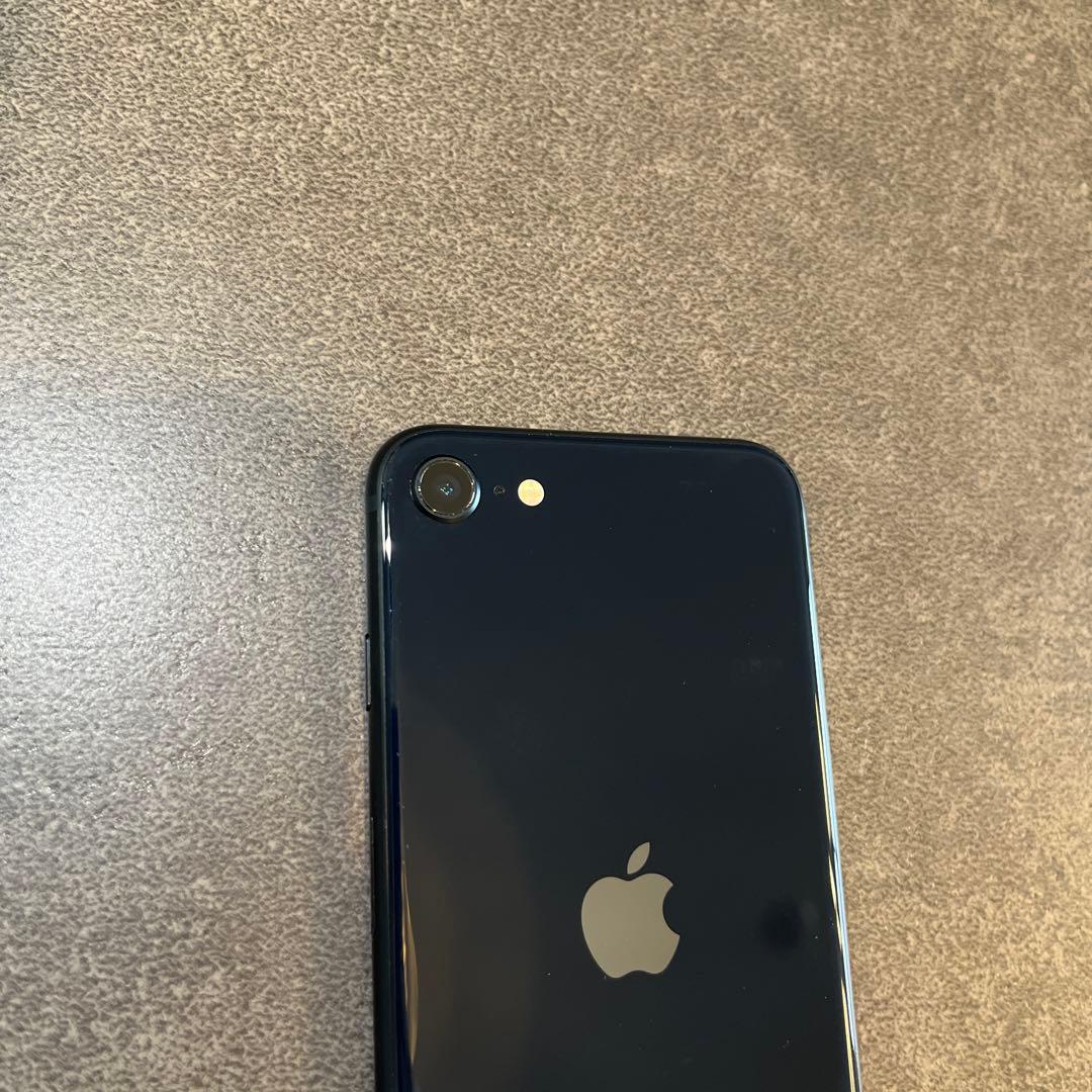 【バッテリー100%】iPhoneSE第3世代64GB SIMフリーミッドナイト
