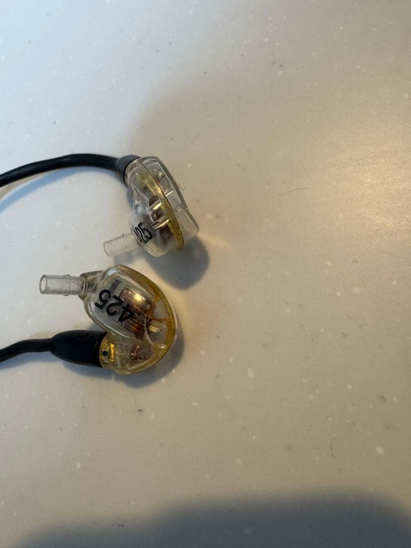 イヤホン SHURE SE425
