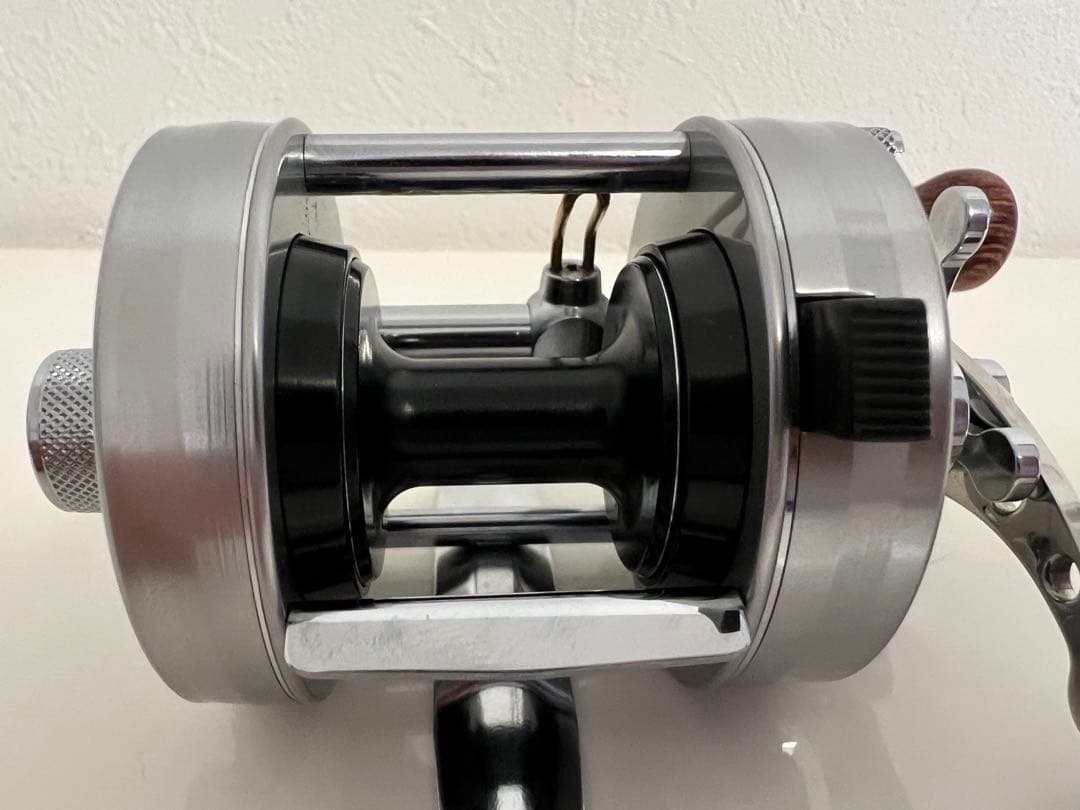 アブガルシア アンバサダー2500C IAR