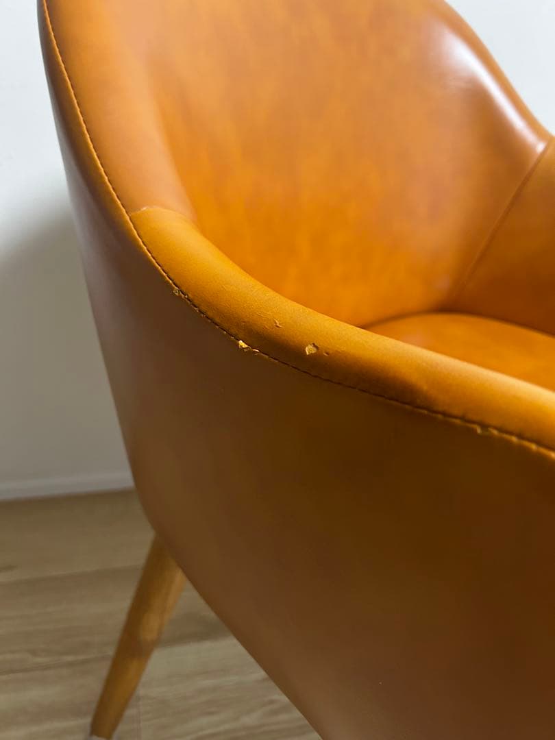 キラリオ　ダイニングチェア　レザータイプ