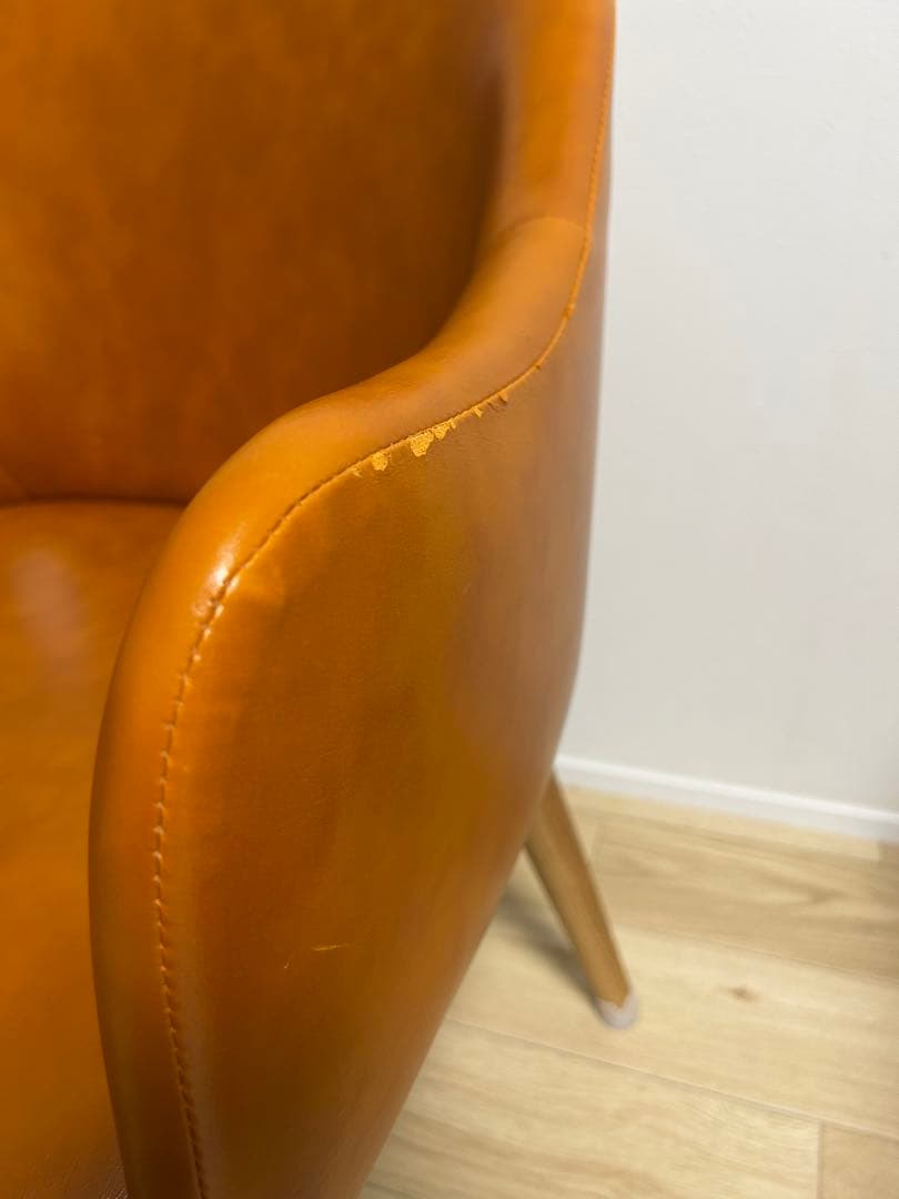 キラリオ　ダイニングチェア　レザータイプ