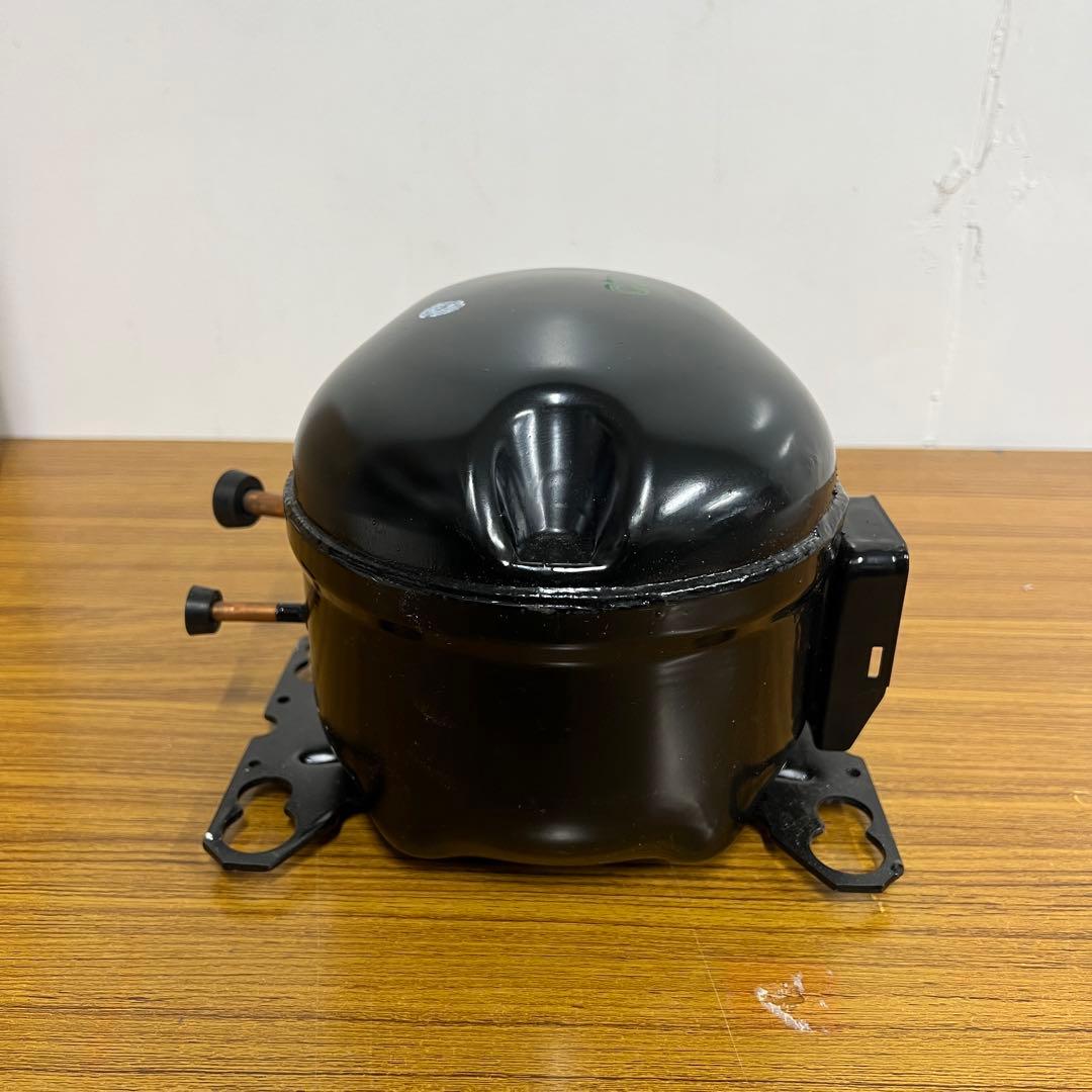 未使用 冷媒 CE45Y-Z 41000165コンプレッサー パーツ