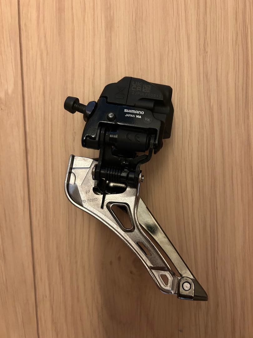 Dura-Ace フロントディレイラー　fd9250