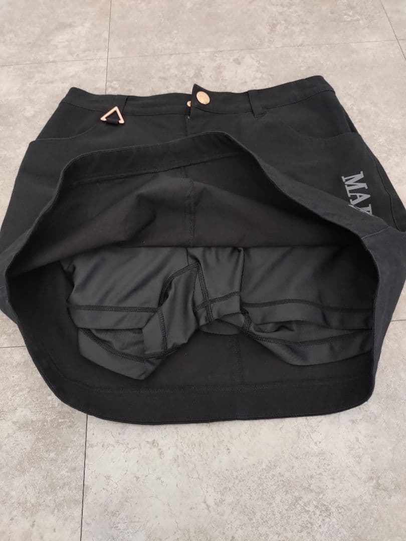 MARK&LONA ゴルフスカート ブラック