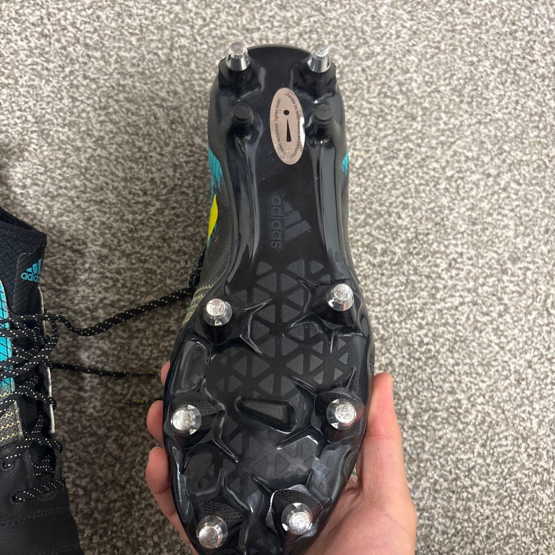 adidas サッカーシューズ スパイク 黒/青/黄