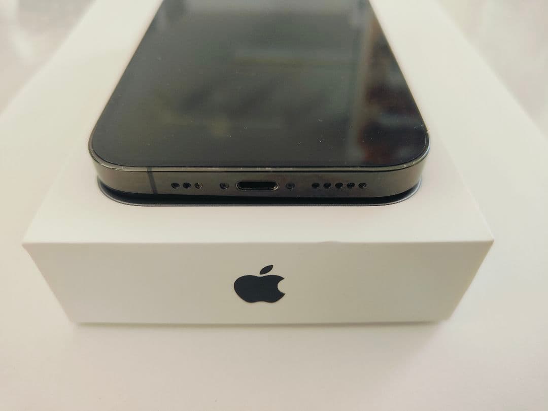 値下げ【美品】iPhone 14 Pro 512GB スペースブラック 本体