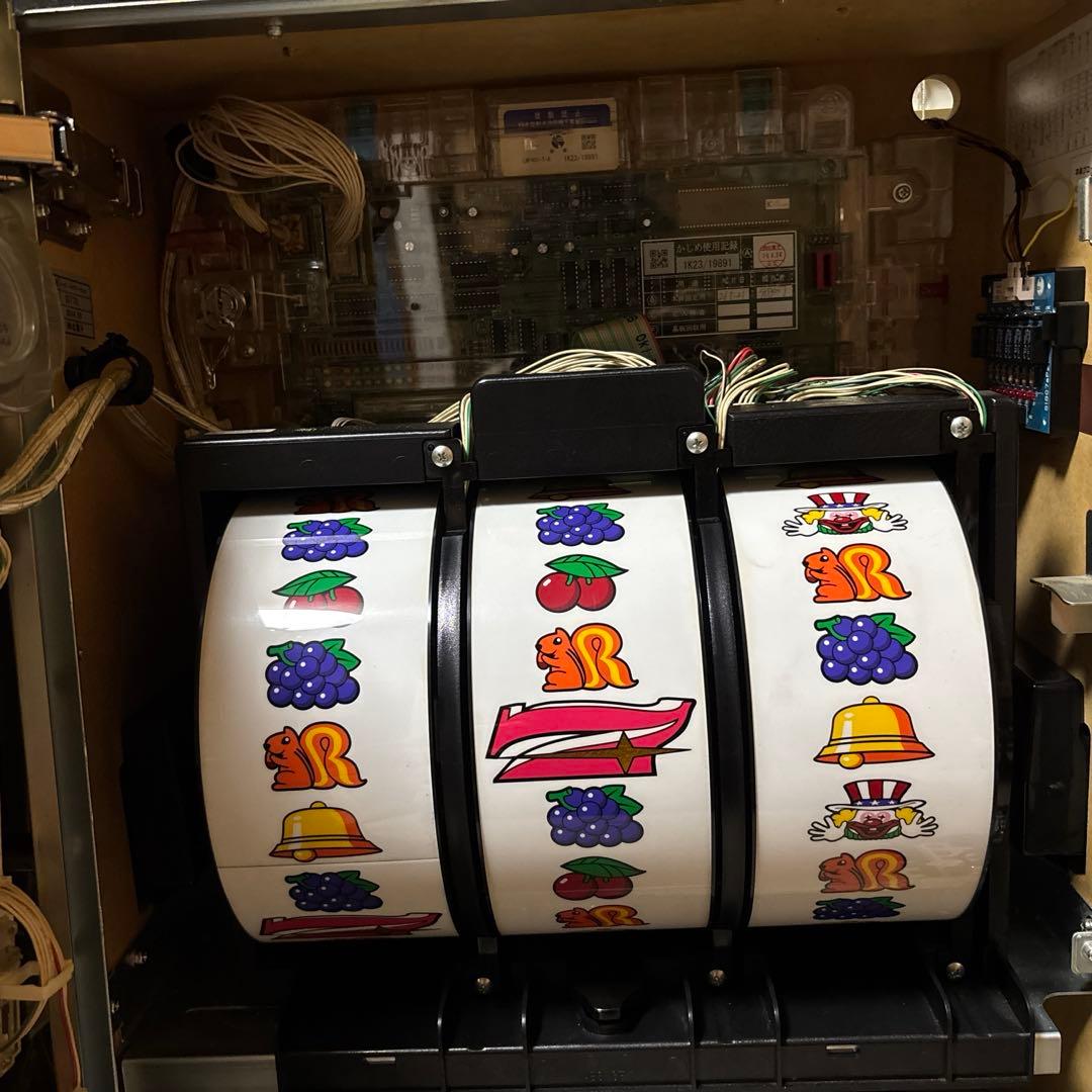 ハッピージャグラー　実機　不要機・データカウンター・1000枚付