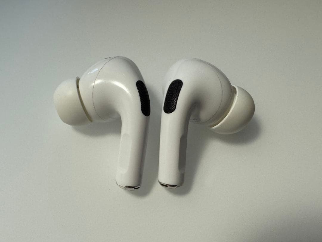 【正規品】AirPods Pro 2 本体 MQD83J/A ケースおまけ